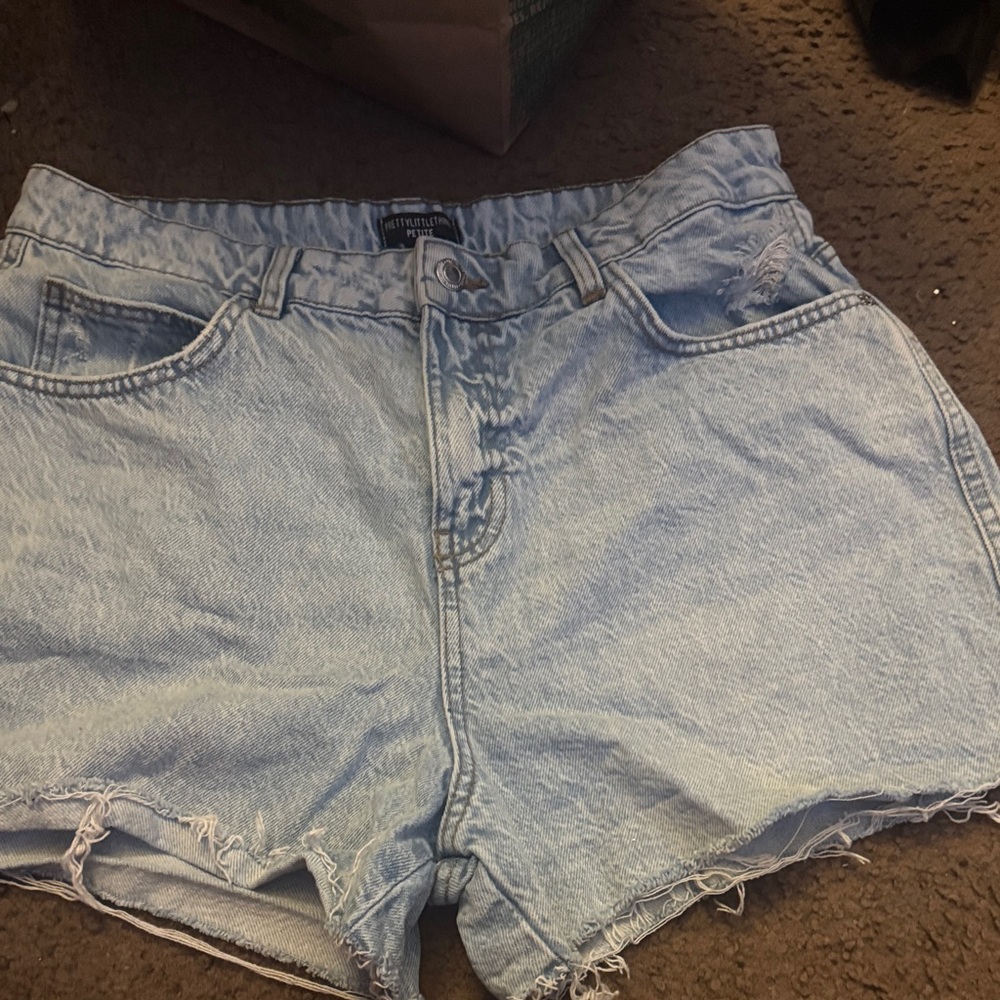 PrettyLittleThing Light Blue Jean Shorts